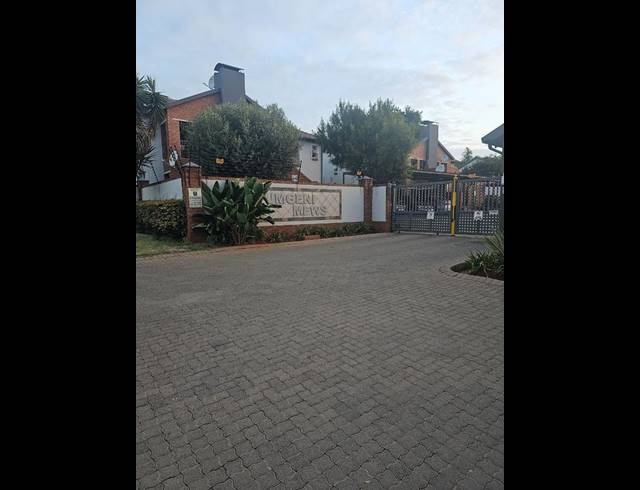 2 BEDROOM TOWNHOUSE FOR SALE IN BIRCH ACRES